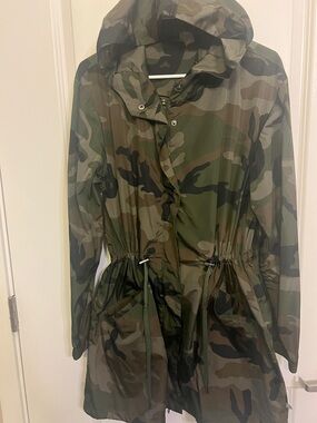 Women’s Camouflage Hooded Utility Jacket - Green Camo
